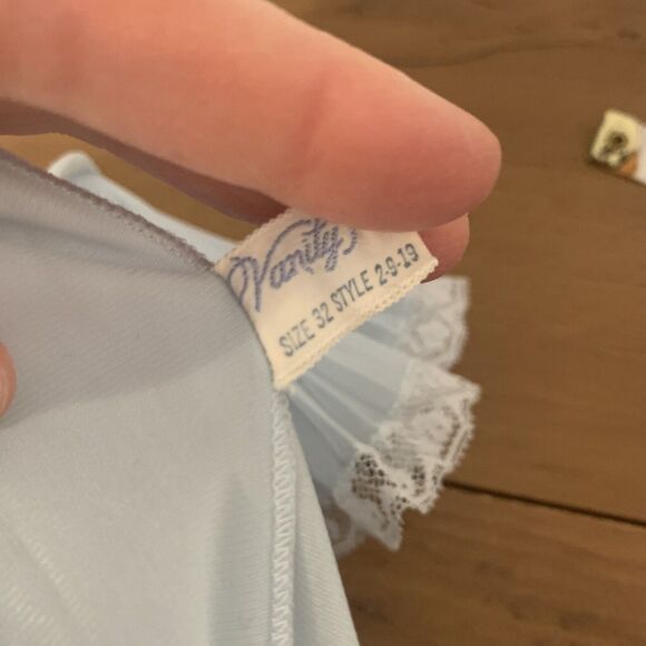 VINTAGE Vanity Fair Pale Blue Nylon Nightgown Maxi Slip Flounce Sleeve S / 32 - Picture 12 of 14
